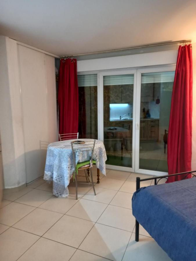 Ferienwohnung Monolocale Mentone Costa Azzurra Exterior foto