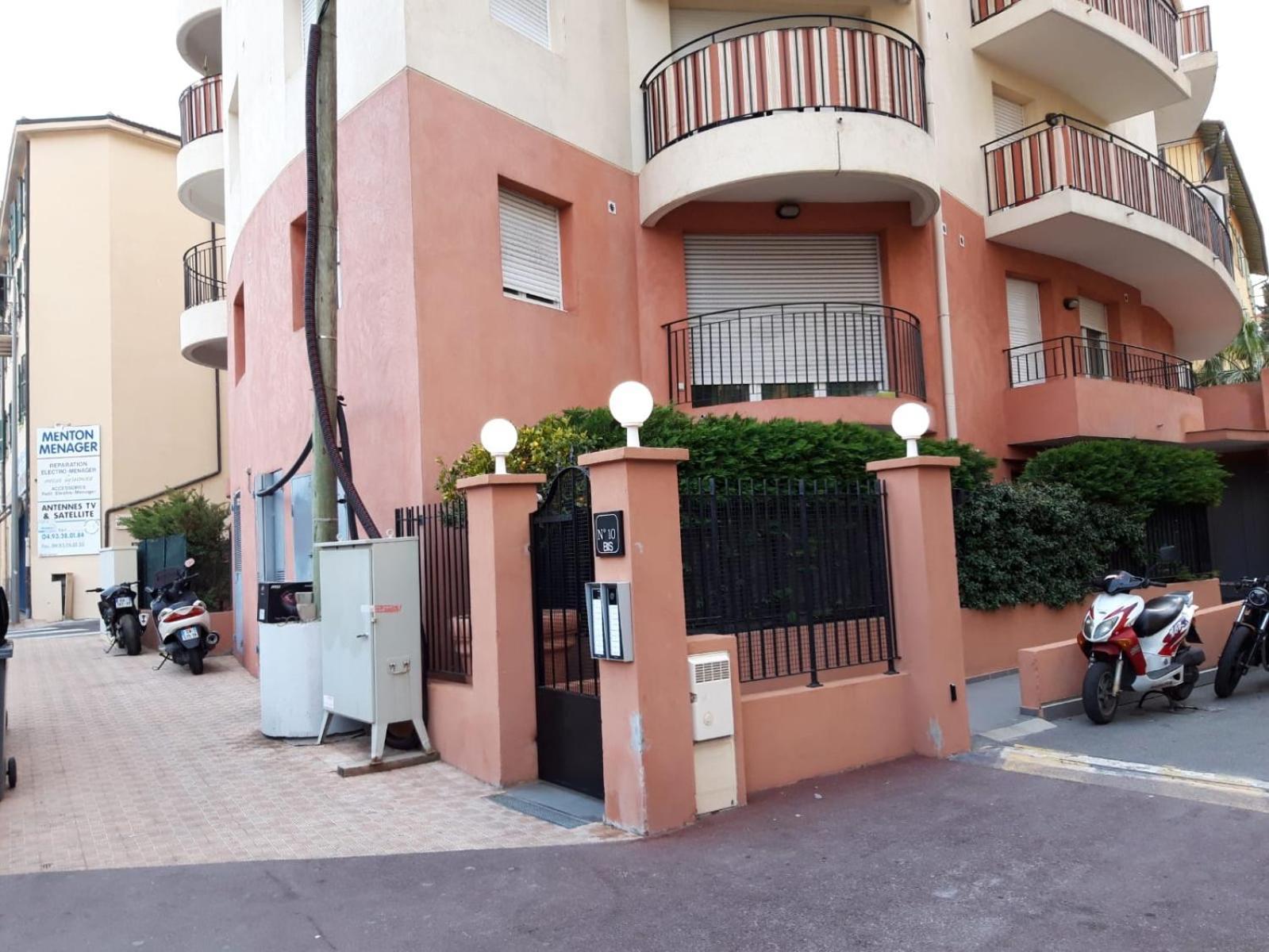 Ferienwohnung Monolocale Mentone Costa Azzurra Exterior foto